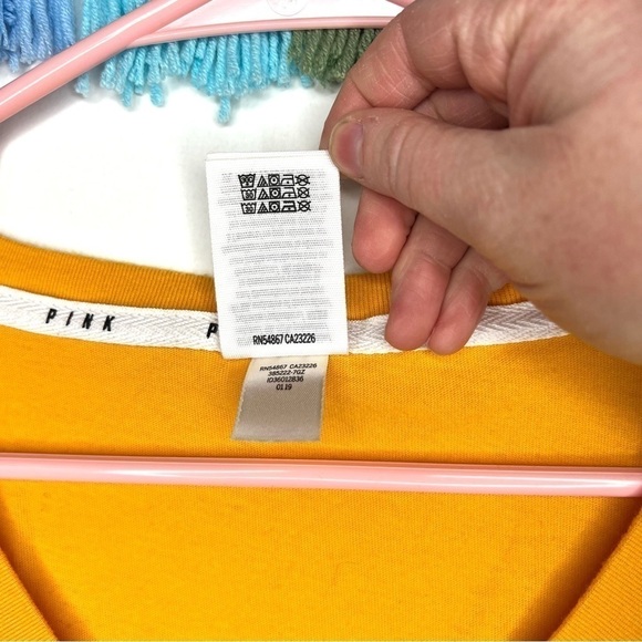 Victoria’s Secret Pink Yellow V-Neck Short Sleeve T-Shirt Sleepwear Extra Small - Picture 6 of 11